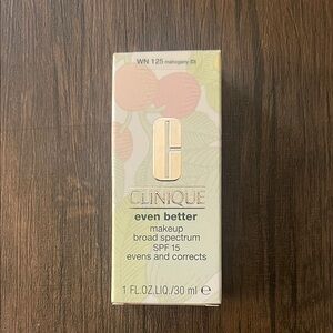 Clinique Even Better Makeup SPF 15 - Mahogany